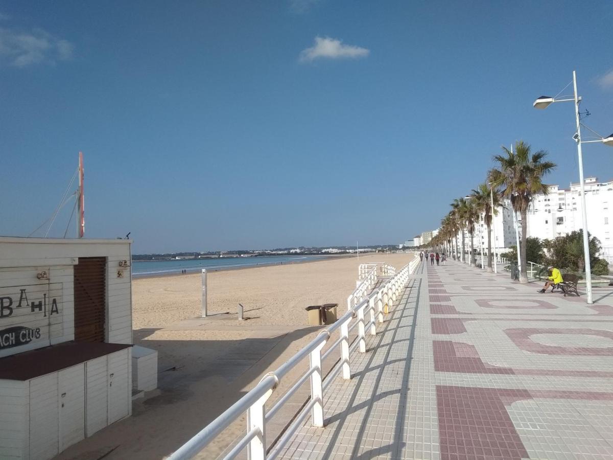 Primera Linea De Playa En Valdelagrana El Puerto de Santa Maria Exterior photo